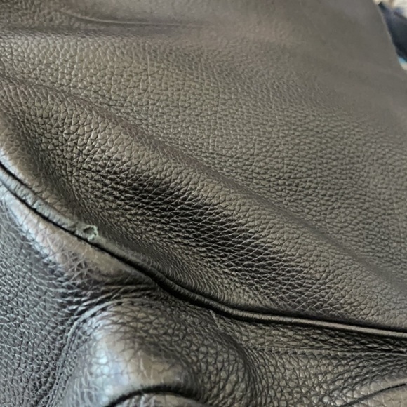 COPY - Authentic Prada Vintage Leather Shoulder Bag - Picture 9 of 13